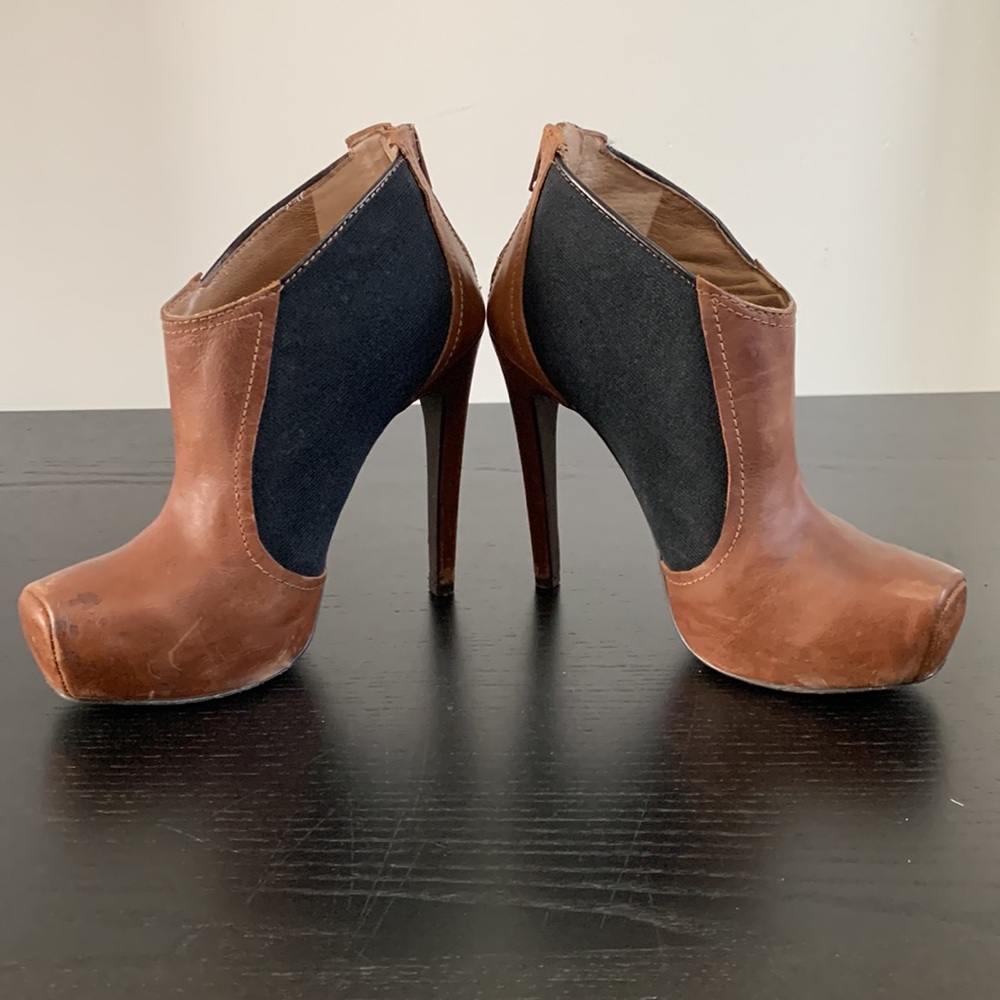 JESSICA SIMPSON distressed leather ankle bootie - Picture 12 of 16